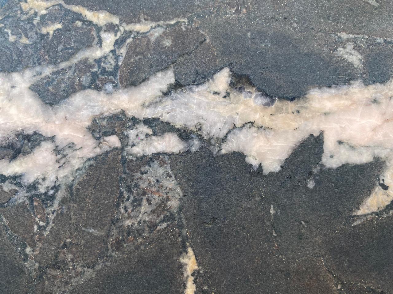 Artic Taupe 2.95 x 1.92